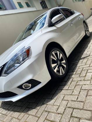 NISSAN SENTRA 2.0 SV 16V FLEXSTART 4P AUTOMÁTICO NISSAN SENTRA 2.0 SV 16V FLEXSTART 4P AUTOMÁTICO